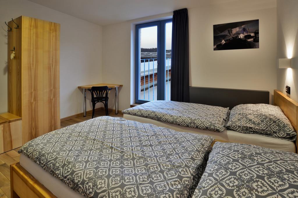 Gasthaus Farma Noe Brezina  Zimmer foto
